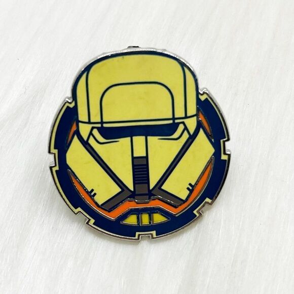 🔮 5/$25 Disney Star Wars Ranger Trooper SOLO Pin - Picture 1 of 3